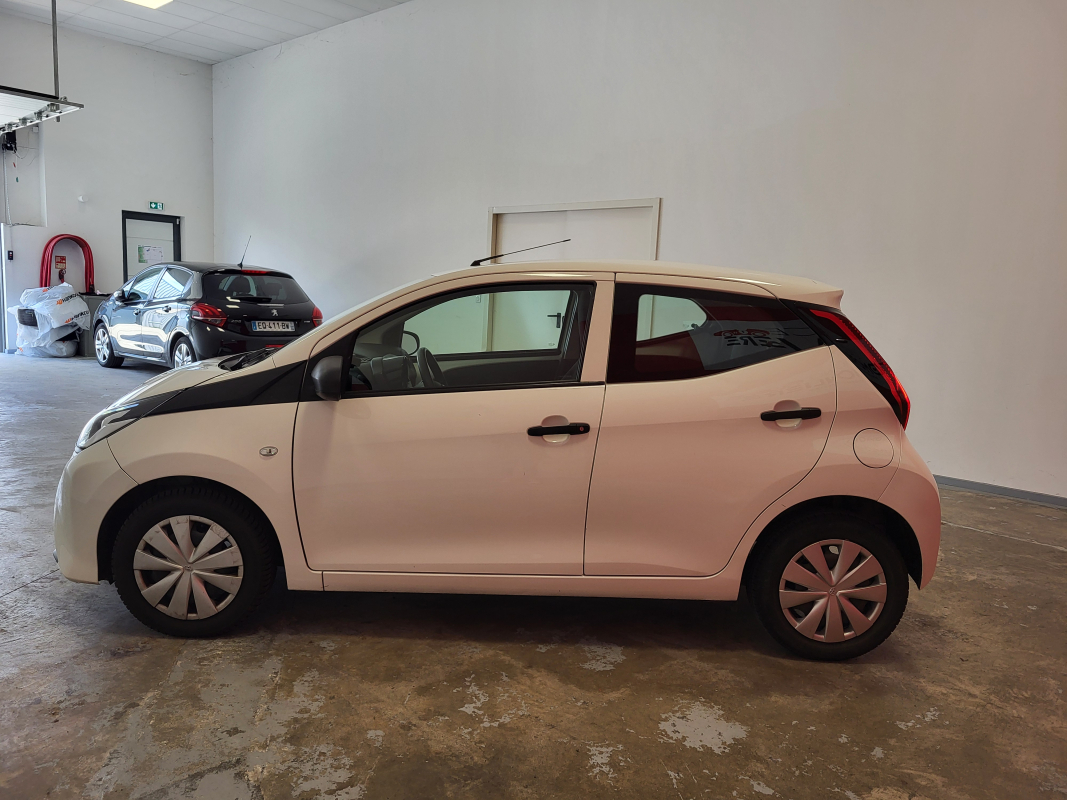 Toyota Toyota Aygo 2 — 4