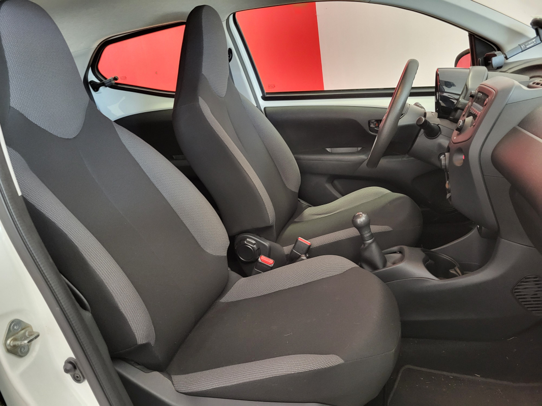 Toyota Toyota Aygo 2 — 23