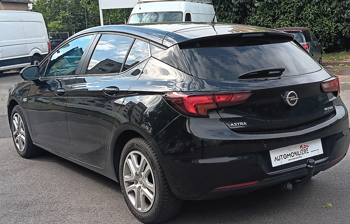 Opel Astra — 4