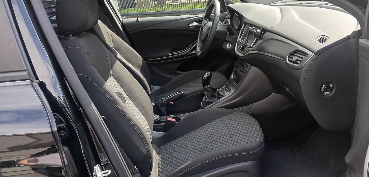 Opel Astra — 9