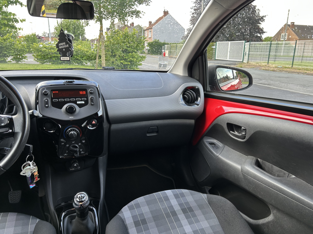Peugeot 108 — 24