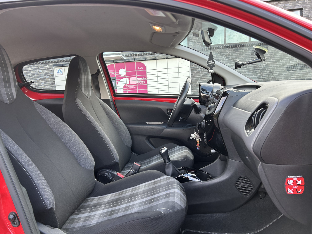Peugeot 108 — 33