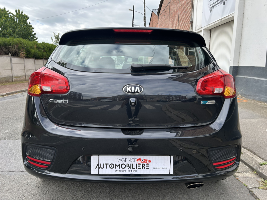 Kia Cee'd — 6