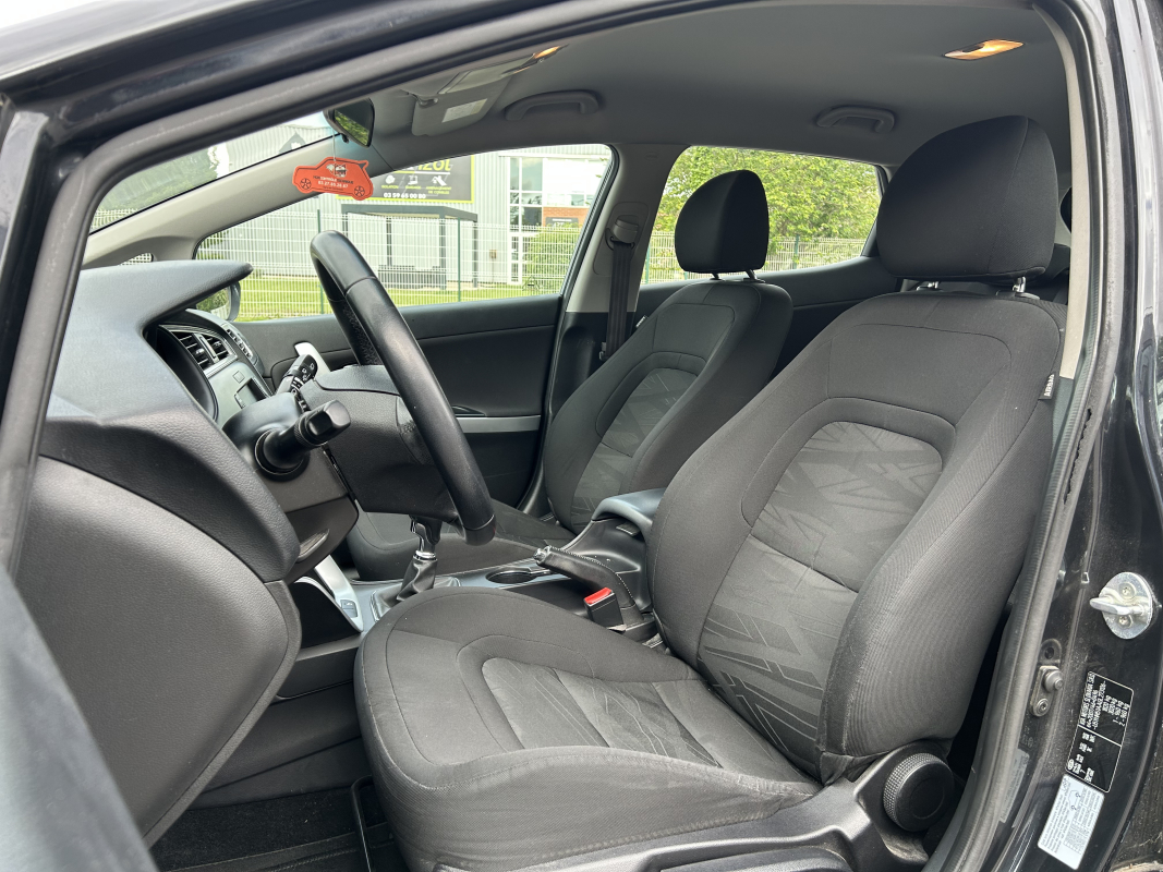 Kia Cee'd — 15