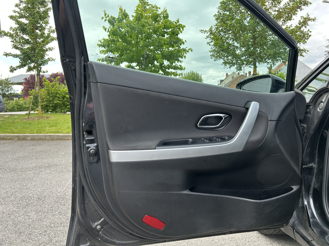 Kia Cee'd — 12