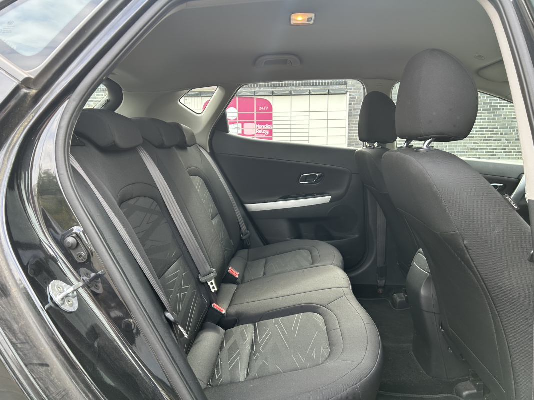 Kia Cee'd — 33