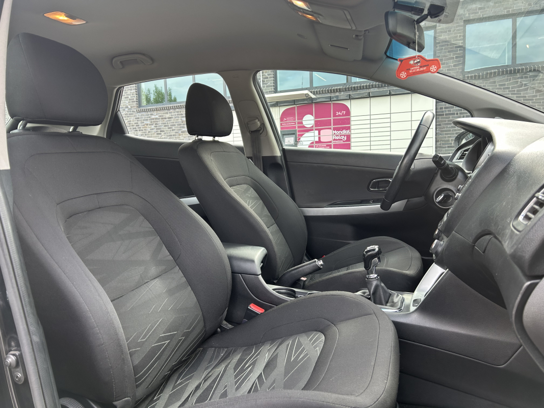 Kia Cee'd — 35
