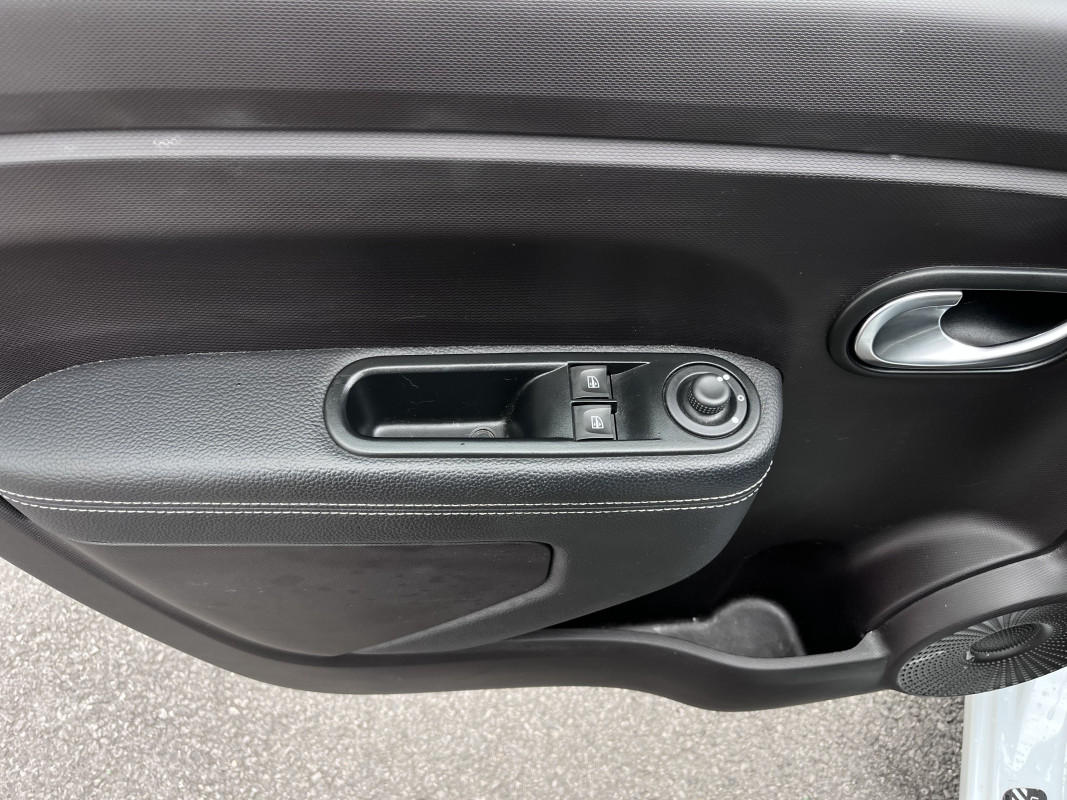 Renault Renault Twingo 3 — 11