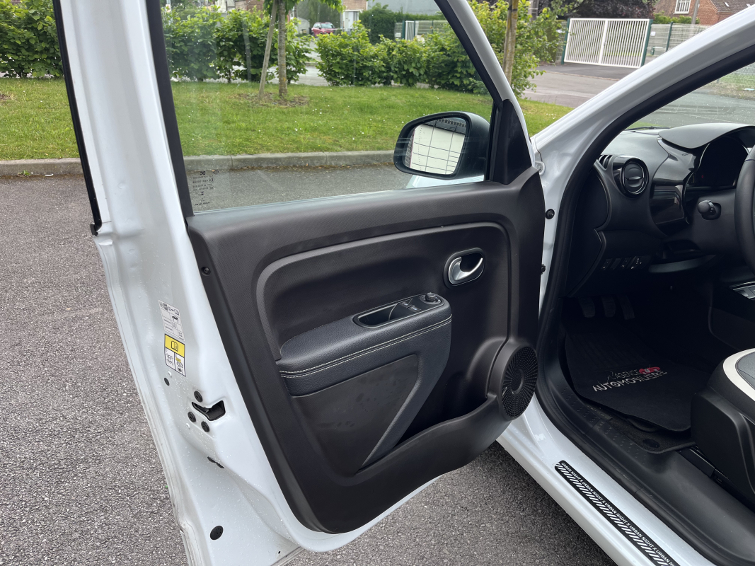 Renault Renault Twingo 3 — 10