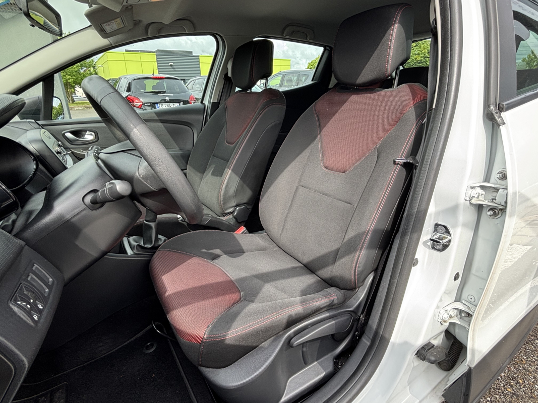 Renault Clio — 10