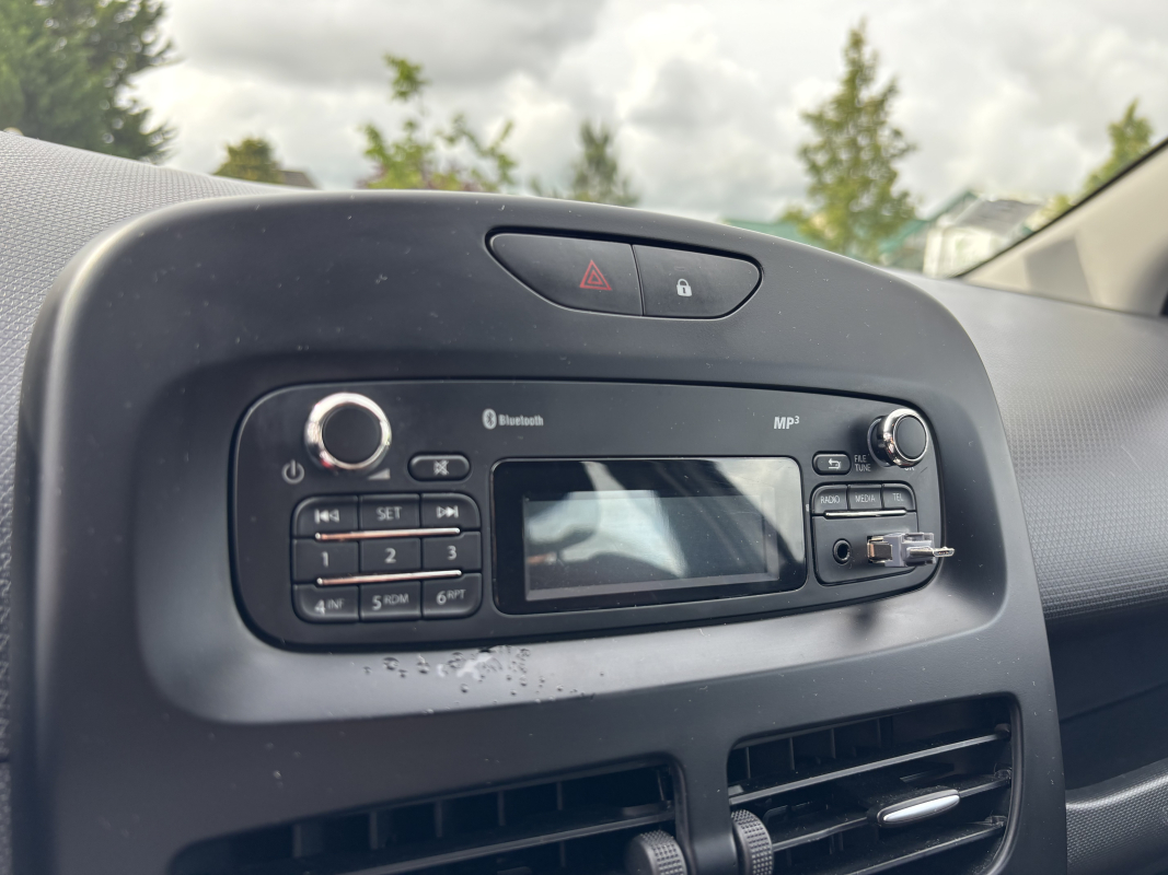 Renault Clio — 16