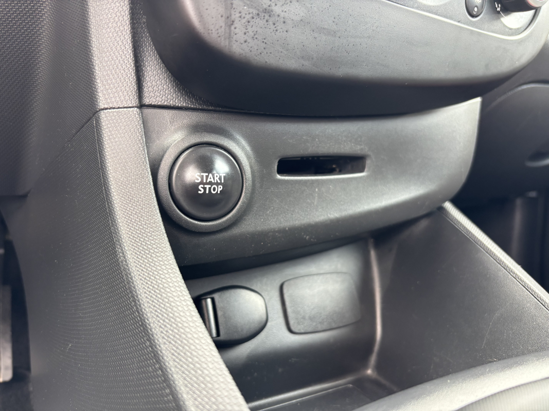Renault Clio — 18
