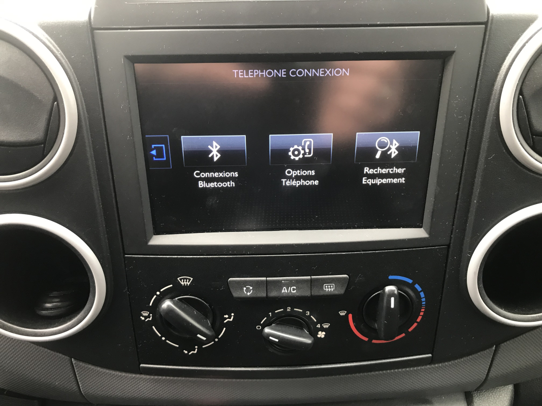 Peugeot Partner — 12