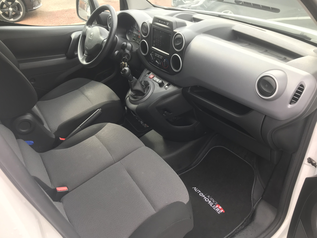 Peugeot Partner — 11