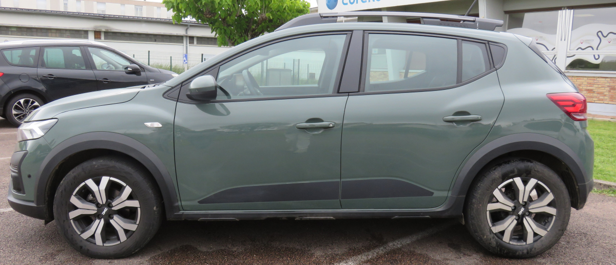 Dacia Sandero — 8