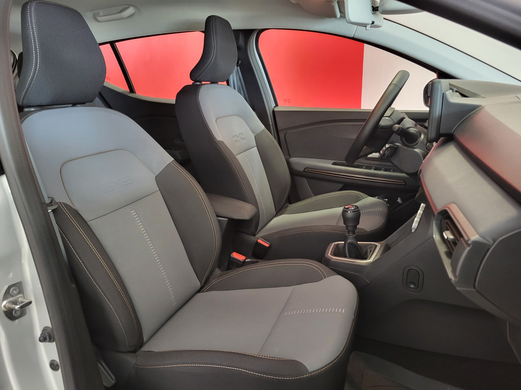 Dacia Sandero — 30