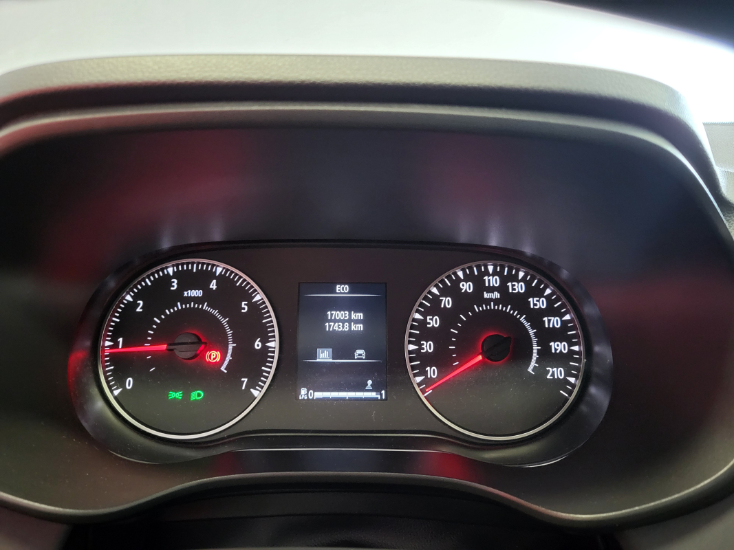 Dacia Sandero — 18