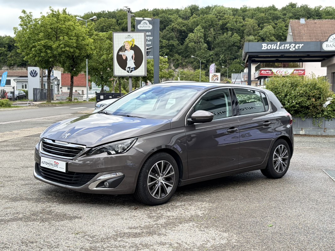 Peugeot 308 — 3