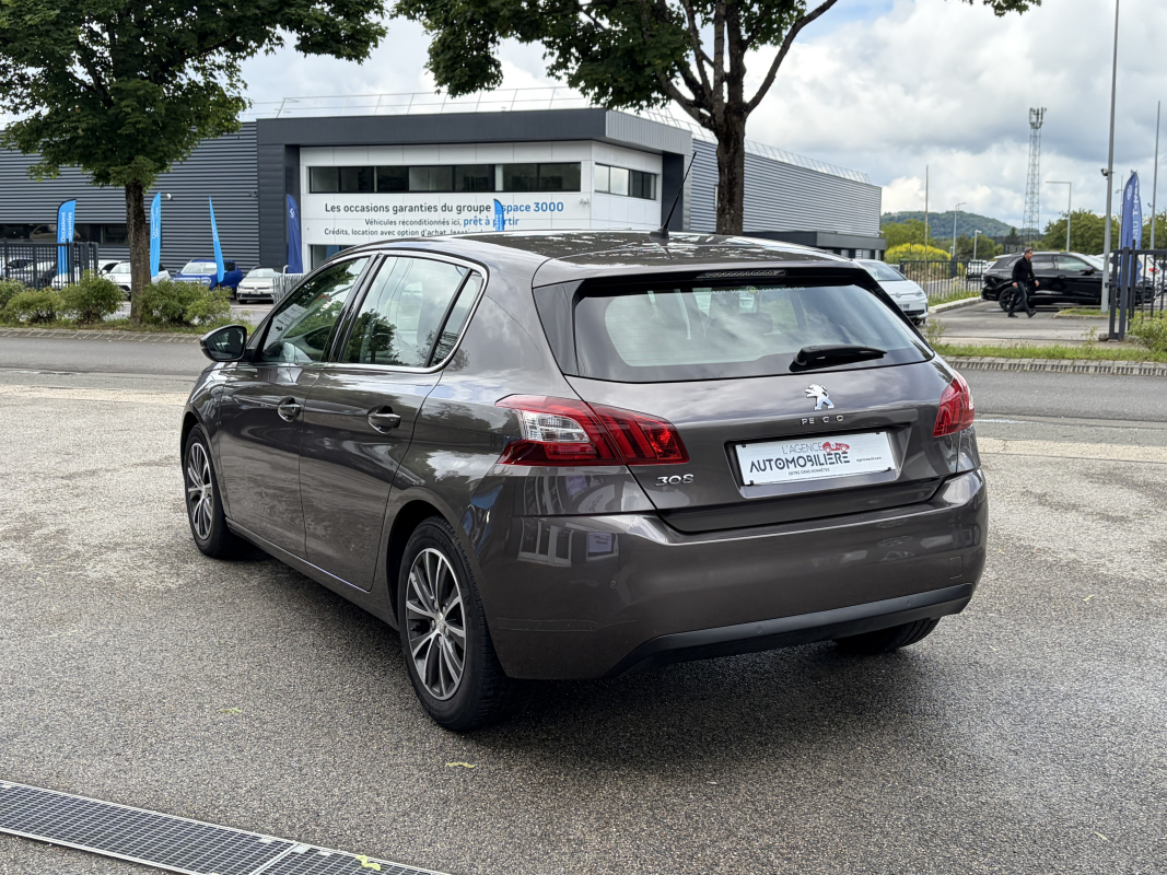 Peugeot 308 — 4