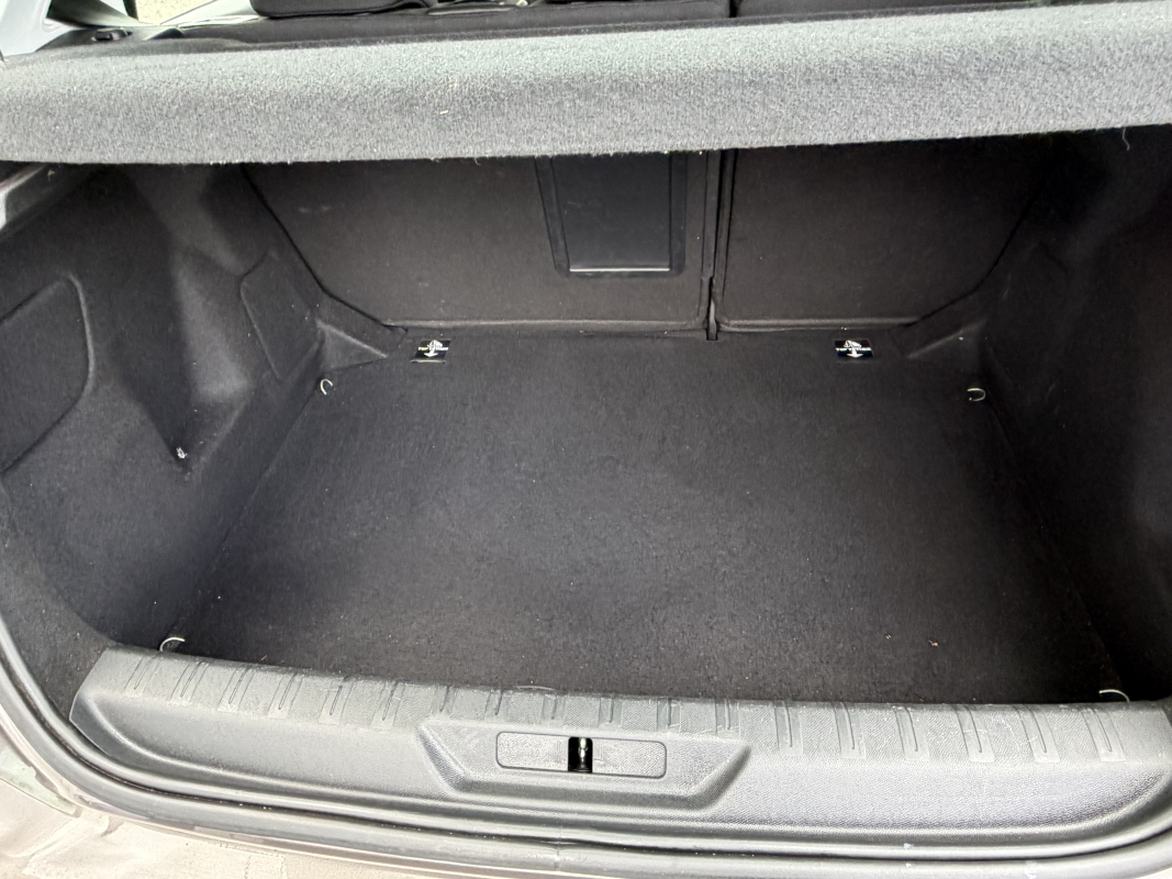Peugeot 308 — 17