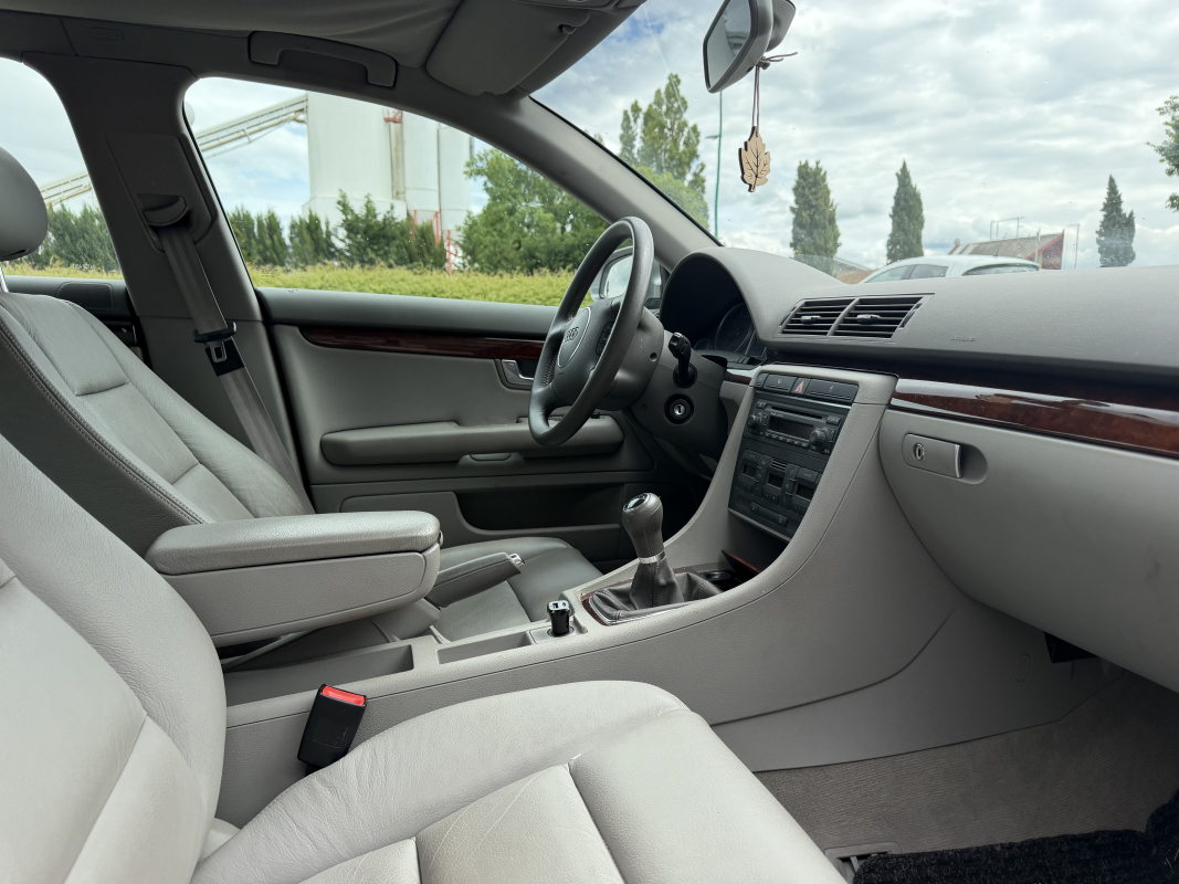 Audi A4 — 9