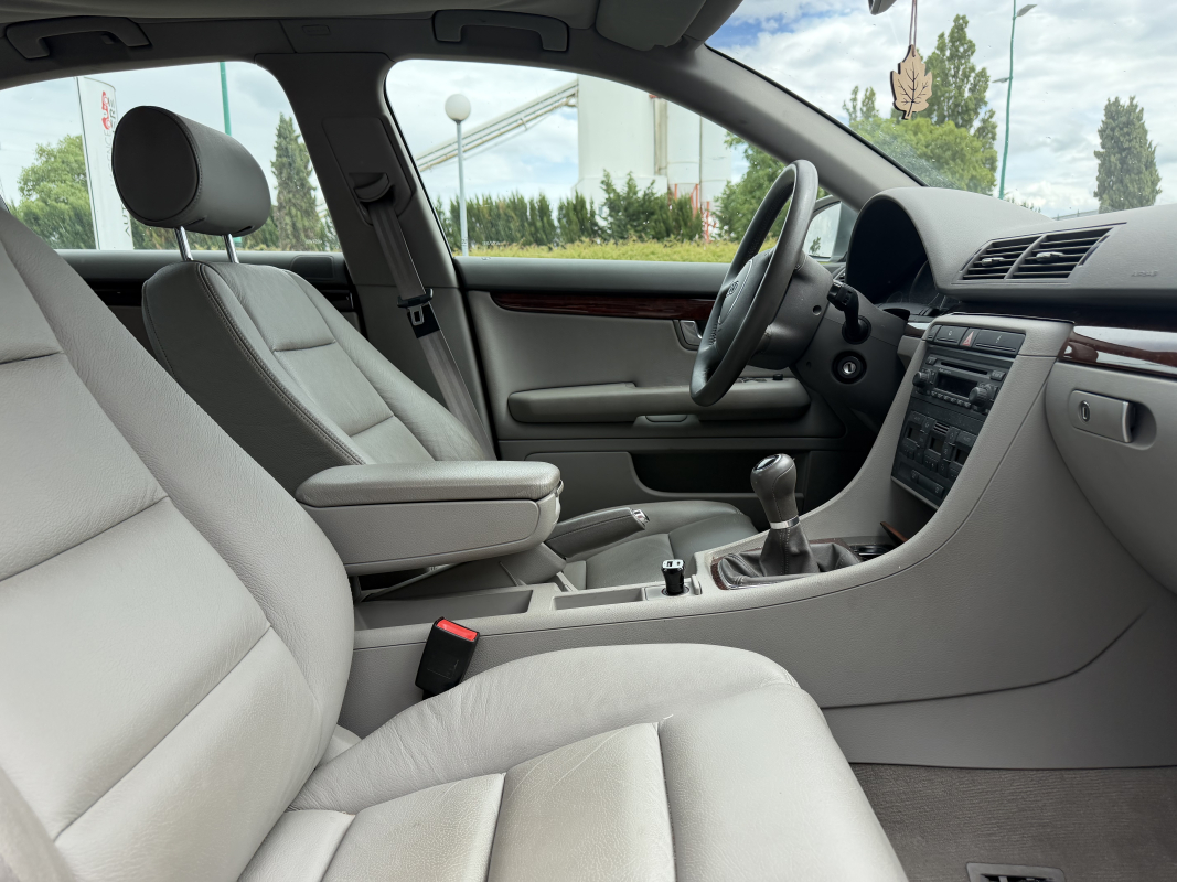 Audi A4 — 10