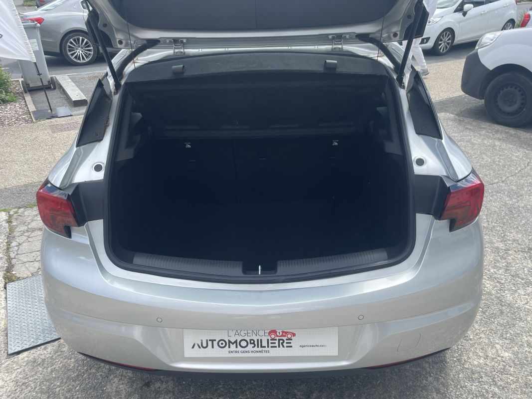 Opel Astra — 17