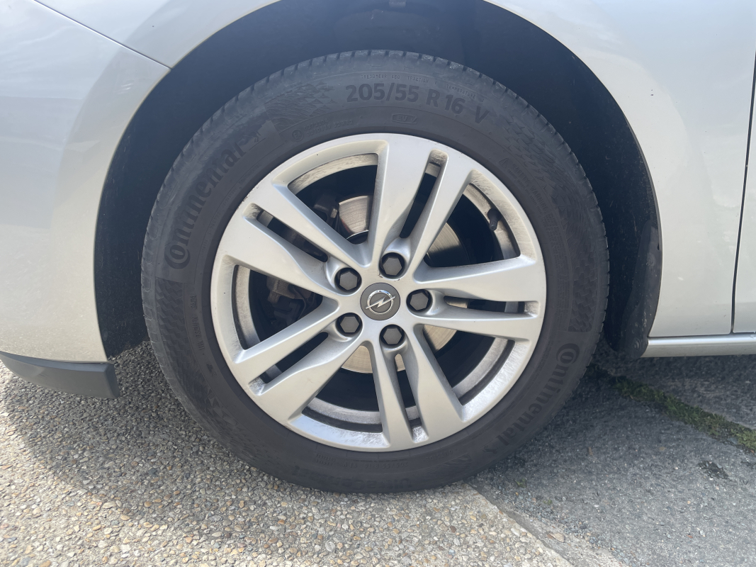 Opel Astra — 18