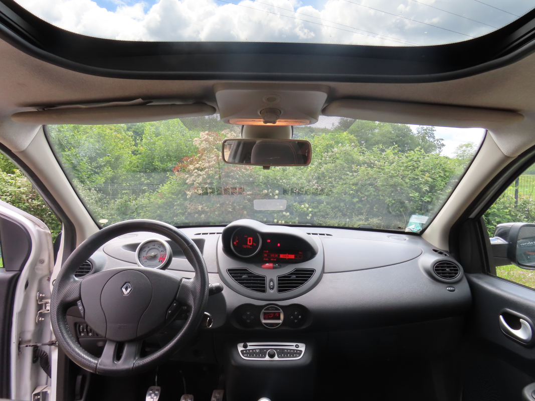 Renault Twingo — 10