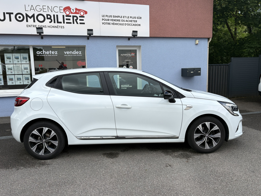 Renault Clio — 7