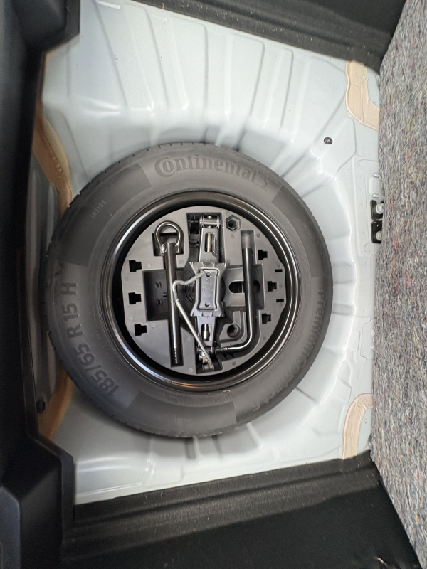 Renault Clio — 18