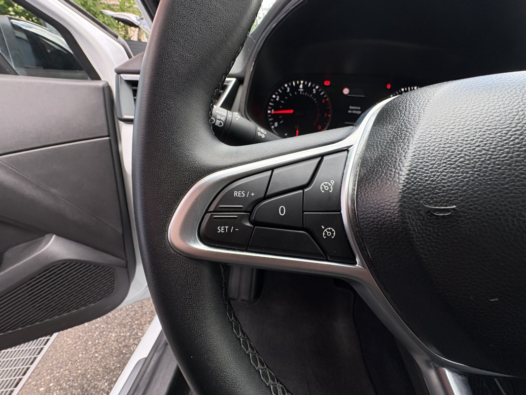 Renault Clio — 20