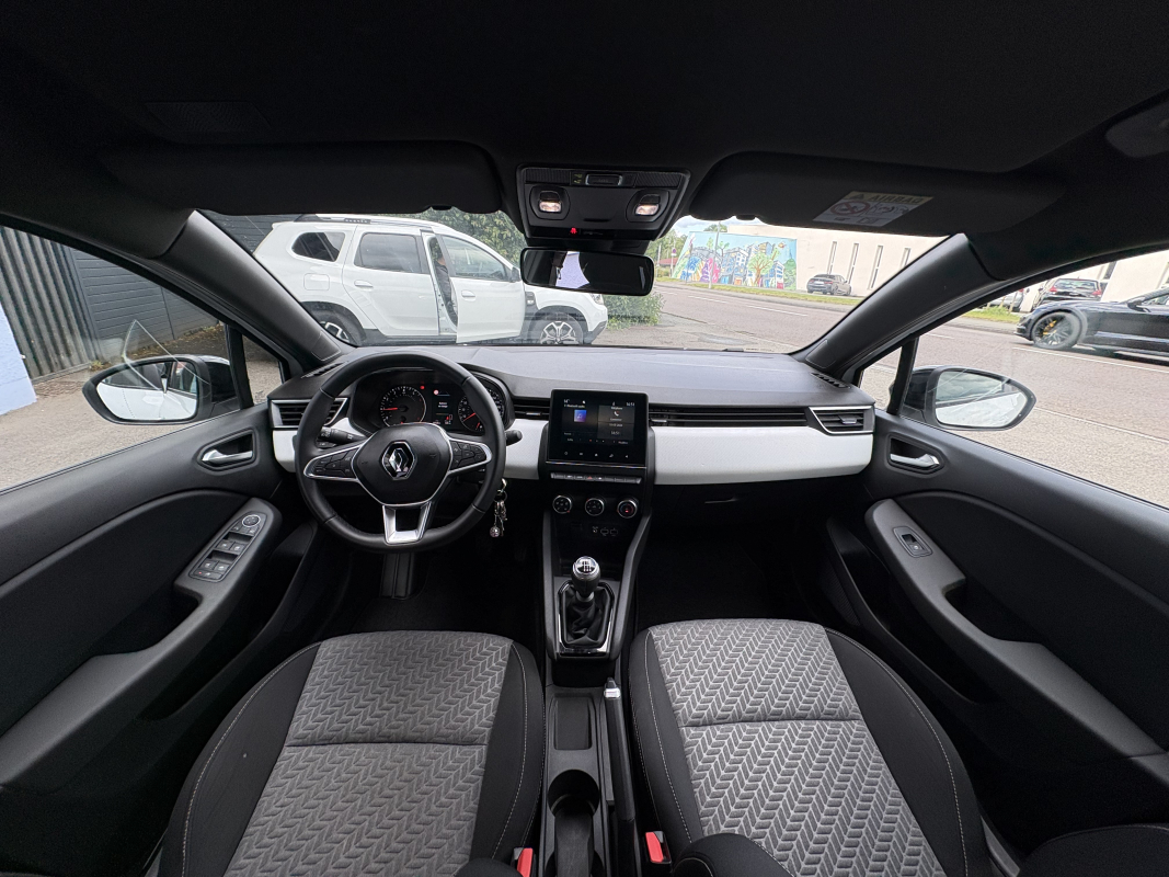 Renault Clio — 9