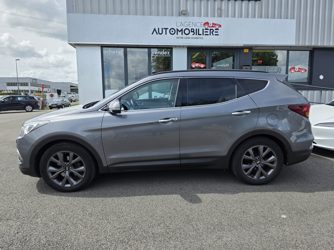 Hyundai Santa Fe — 3