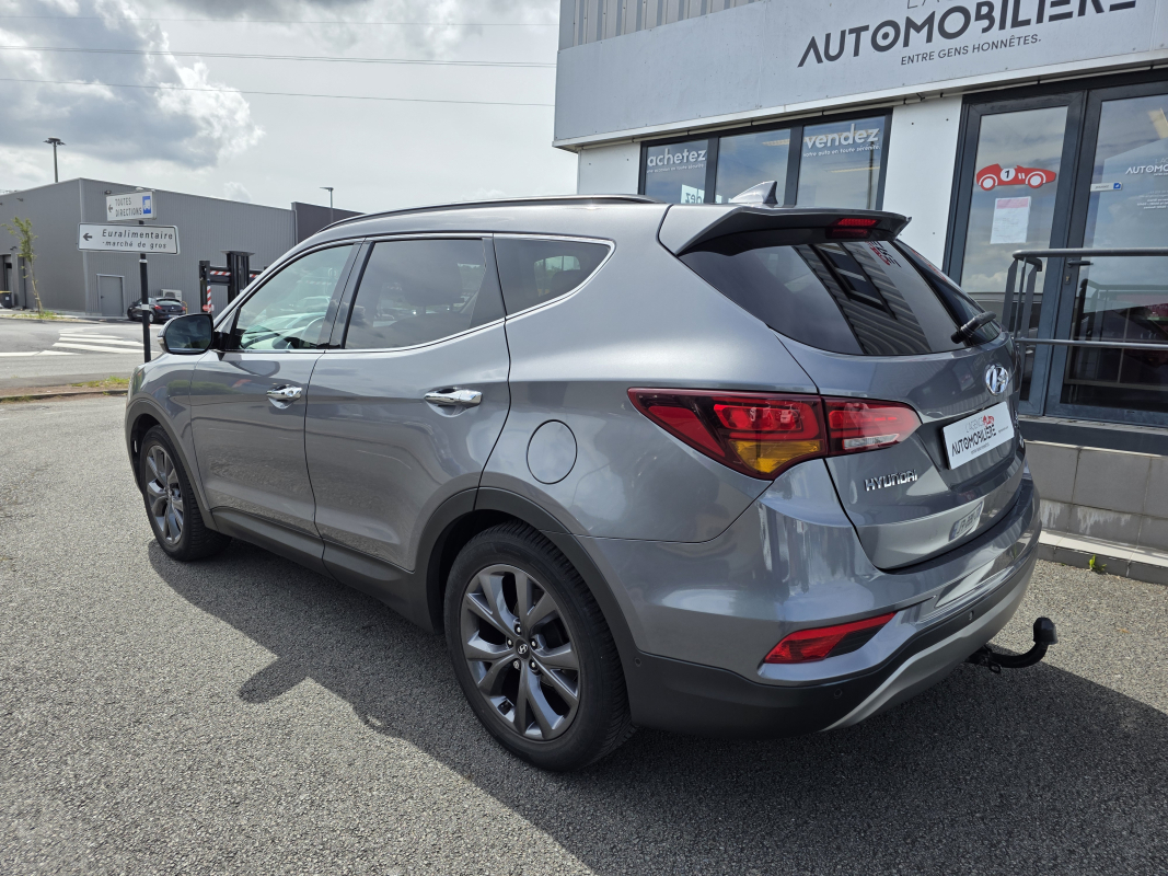 Hyundai Santa Fe — 8