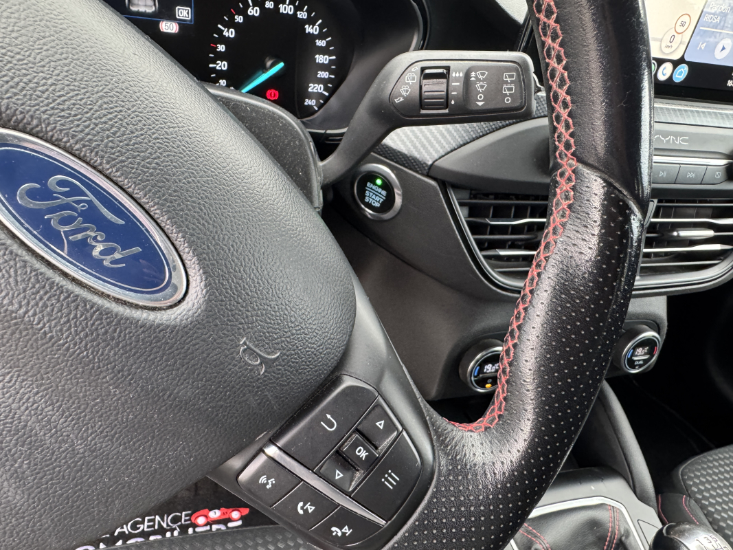 Ford Focus — 12