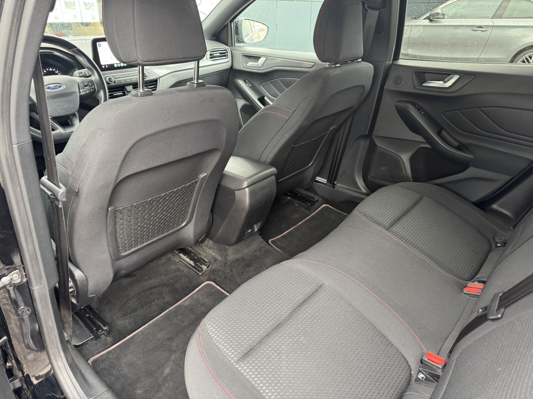 Ford Focus — 19
