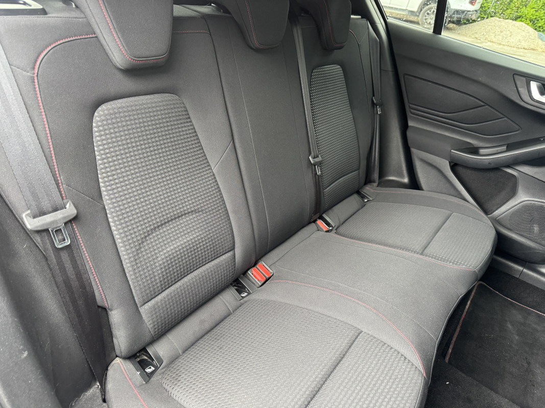 Ford Focus — 21