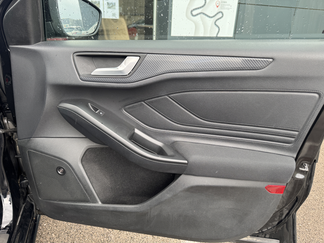Ford Focus — 33