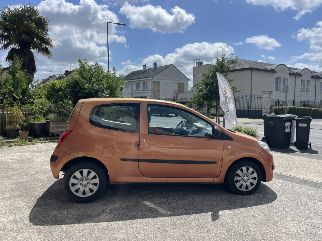 Renault Twingo — 7