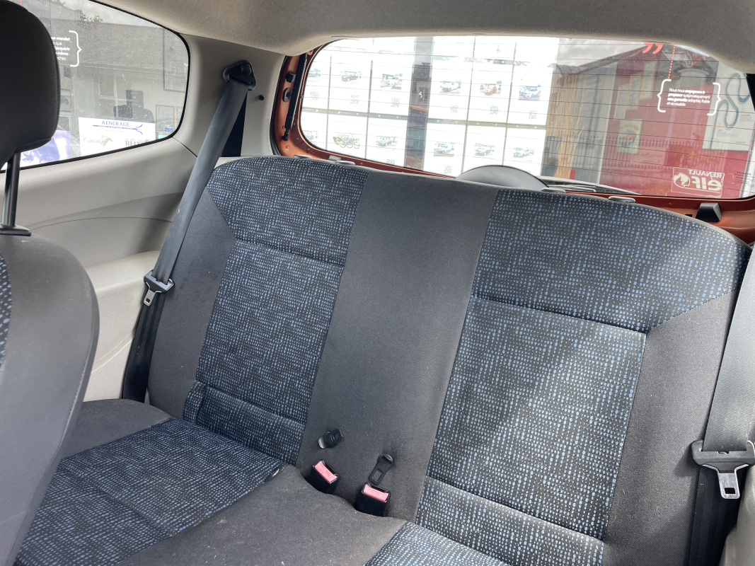 Renault Twingo — 13