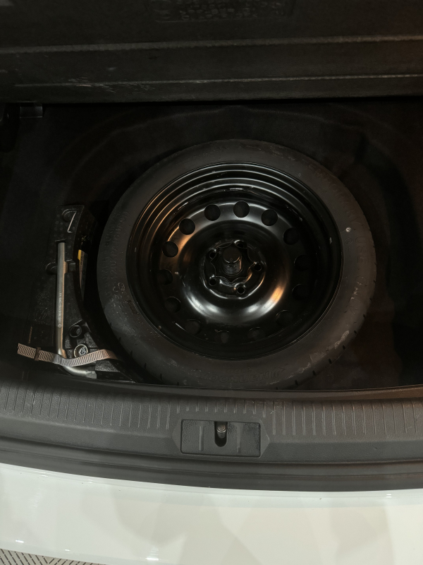 Volkswagen Golf — 18