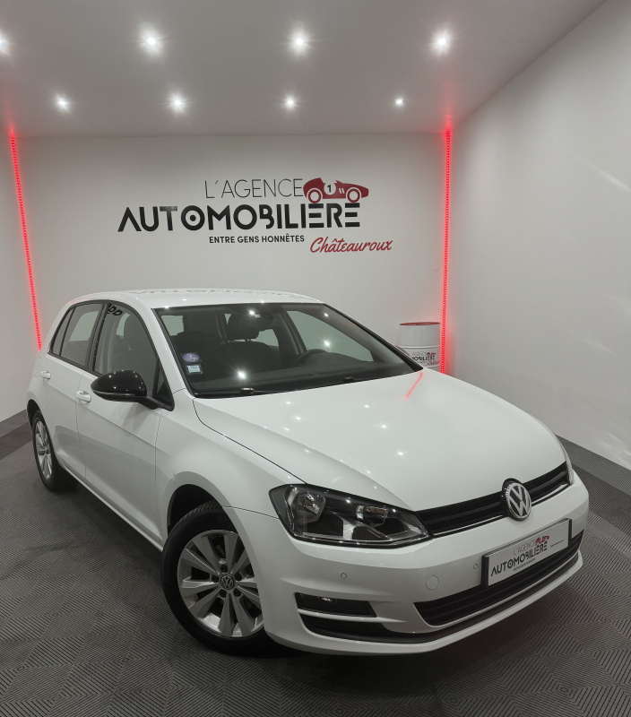 Volkswagen Golf — 3