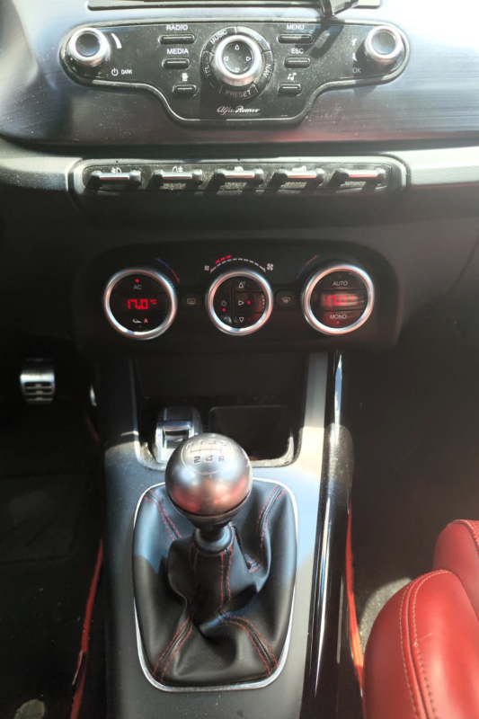 Alfa Romeo Giulietta — 19