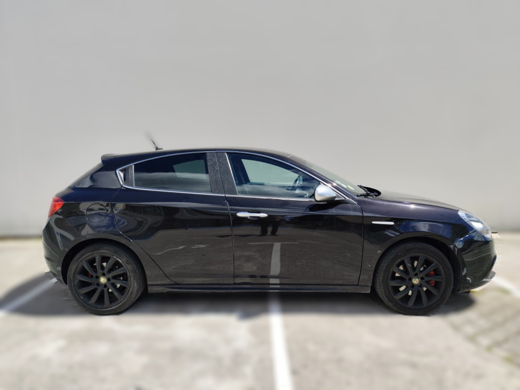 Alfa Romeo Giulietta — 6