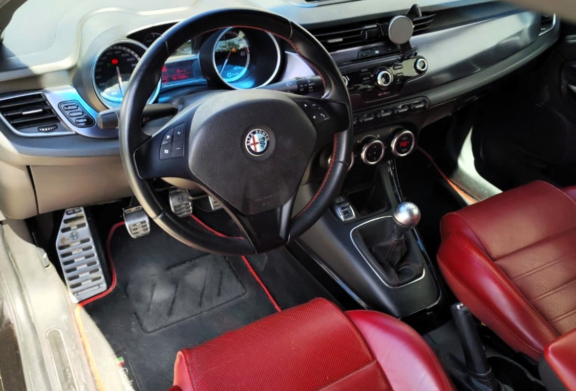 Alfa Romeo Giulietta — 11