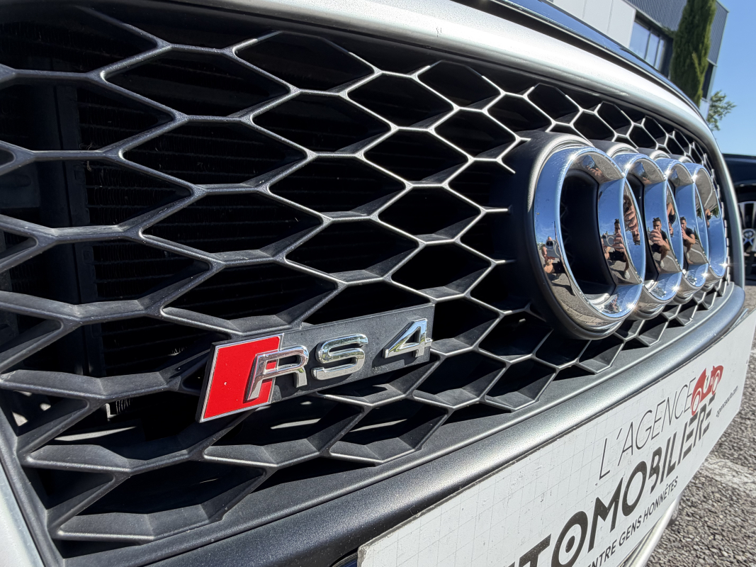 Audi RS4 — 28