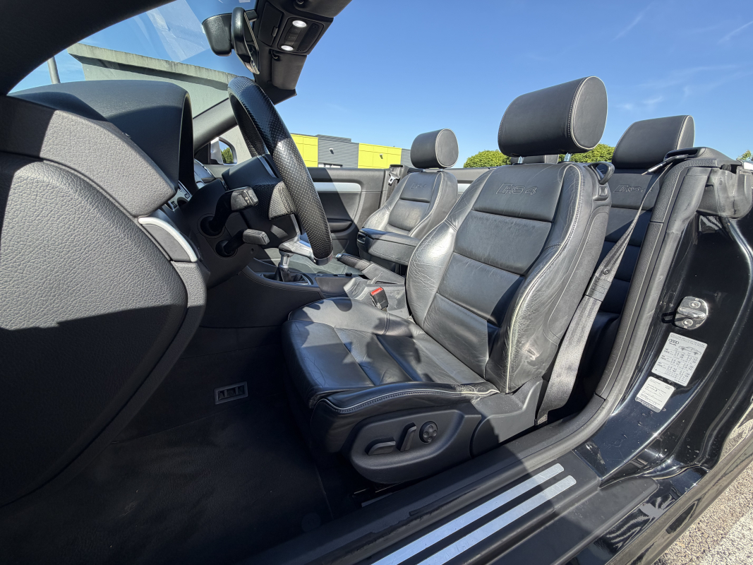 Audi RS4 — 15