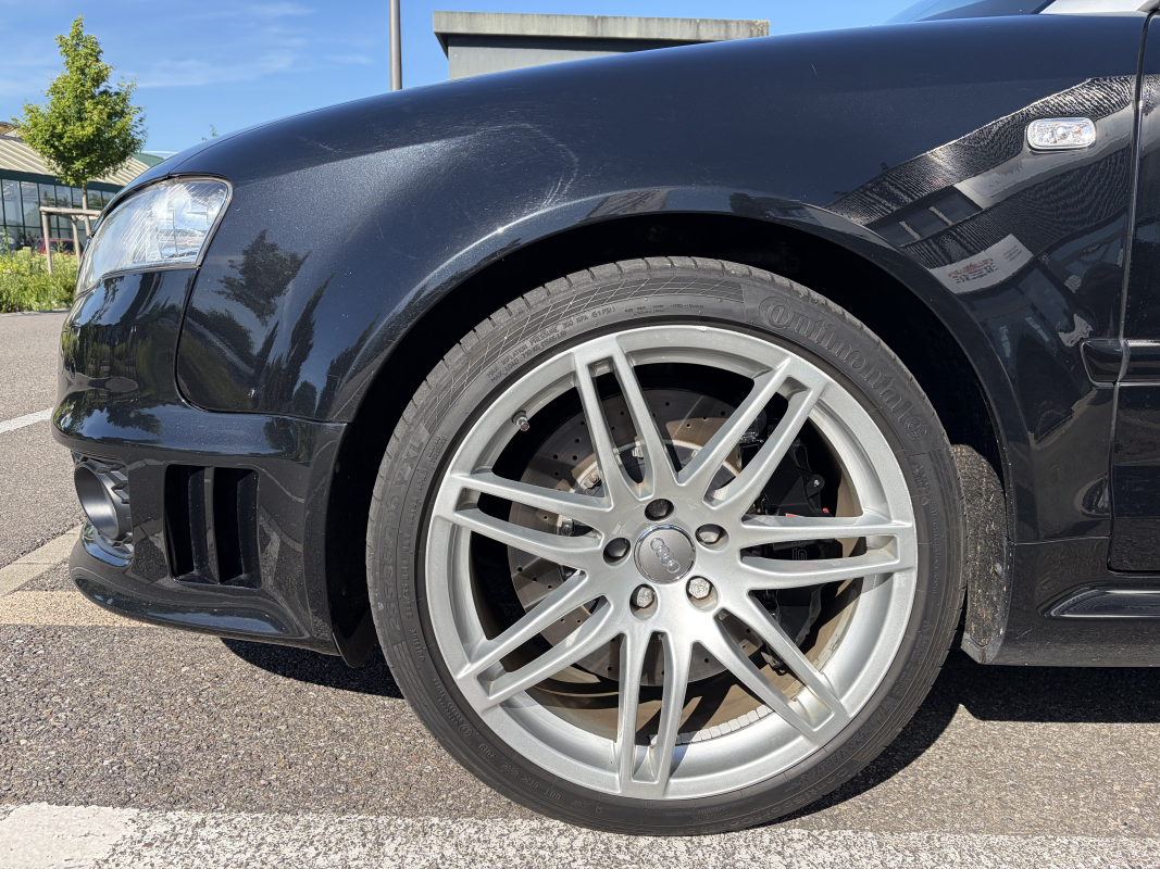 Audi RS4 — 36