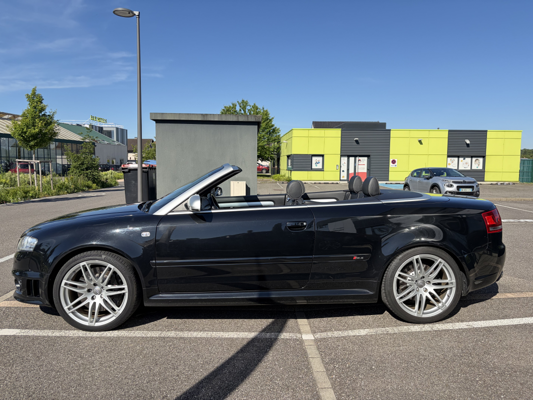 Audi RS4 — 32